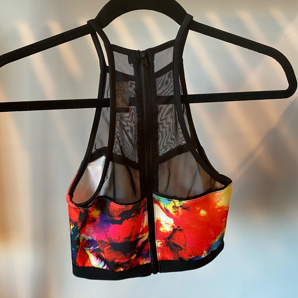 Astr: Cropped Tie-dye Razorback - Picture 3 of 5